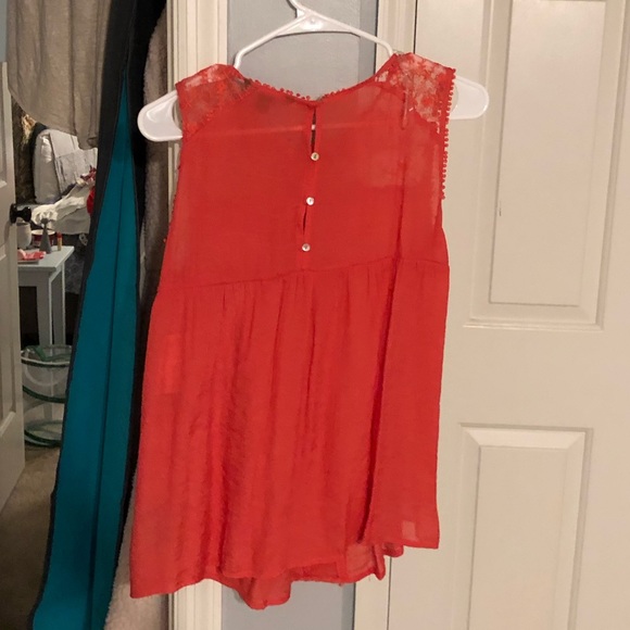 Lace Tank - Picture 2 of 4